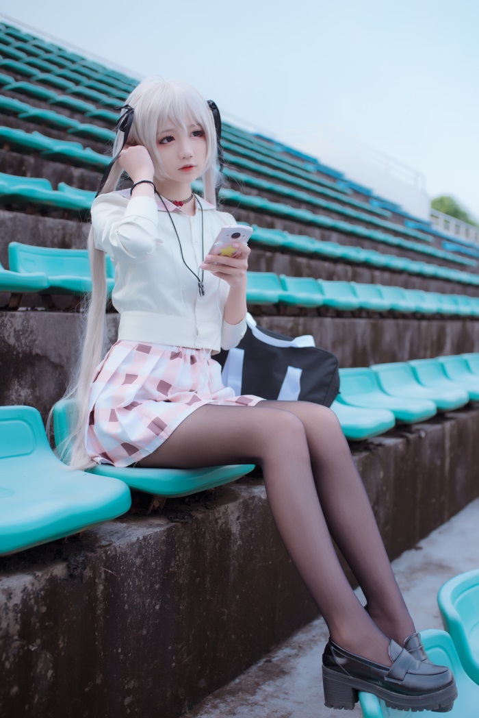 网红Coser@五更百鬼 校服穹 [12P/72.9MB] 网红Coser-第1张