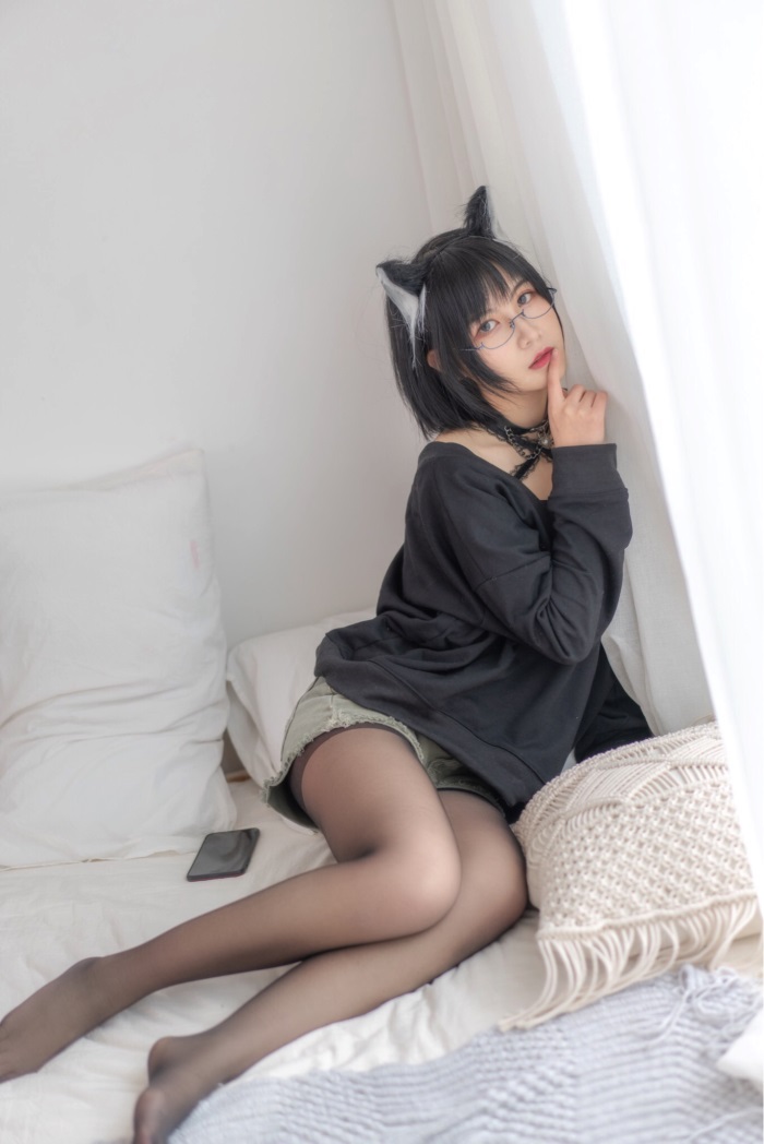 网红Coser @逐月SU 日常猫娘 [27P/61MB] 网红Coser-第2张