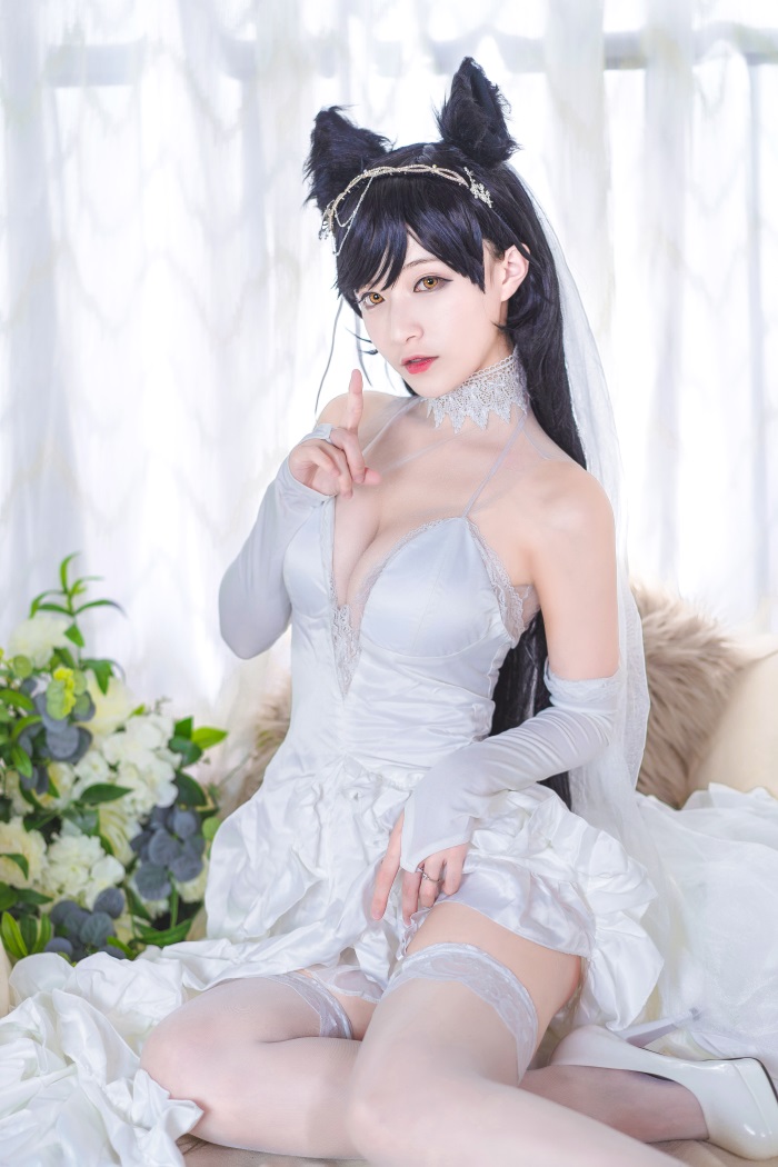 网红Coser @铁板烧鬼舞w 爱宕花嫁 [29P/313MB] 网红Coser-第1张