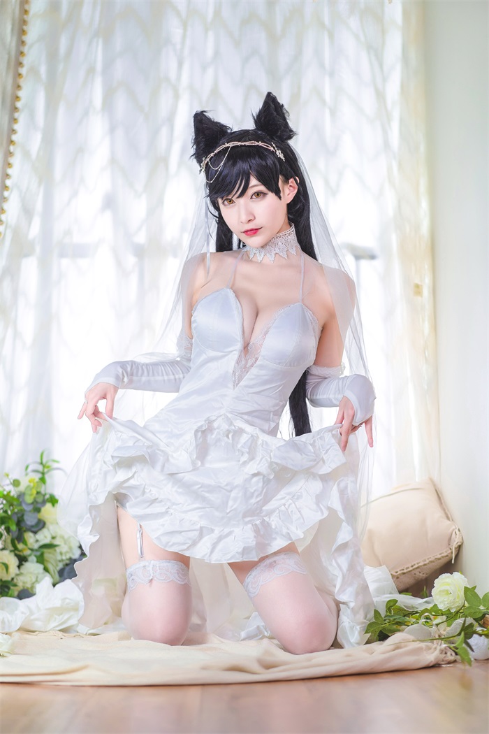 网红Coser @铁板烧鬼舞w 爱宕花嫁 [29P/313MB] 网红Coser-第2张