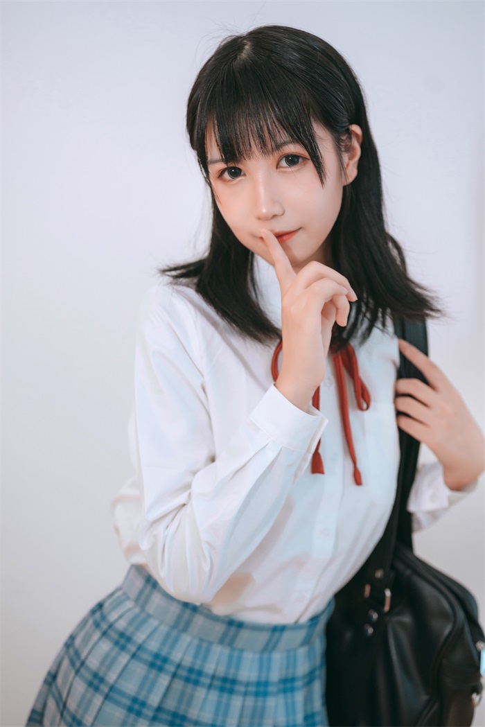 网红Coser@逐月Su 女儿的朋友 [14P/54MB] 网红Coser-第2张