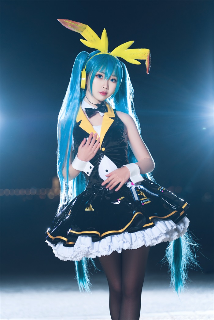 网红Coser@面饼仙儿 – 初音Miku [19P/286MB] 网红Coser-第3张