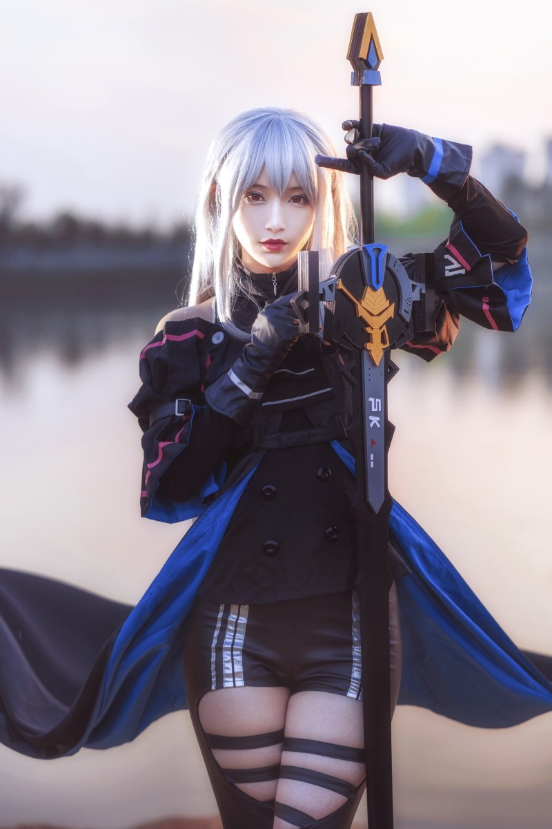 网红Coser@铁板烧鬼舞w 斯卡蒂 [31P/355MB] 网红Coser-第2张