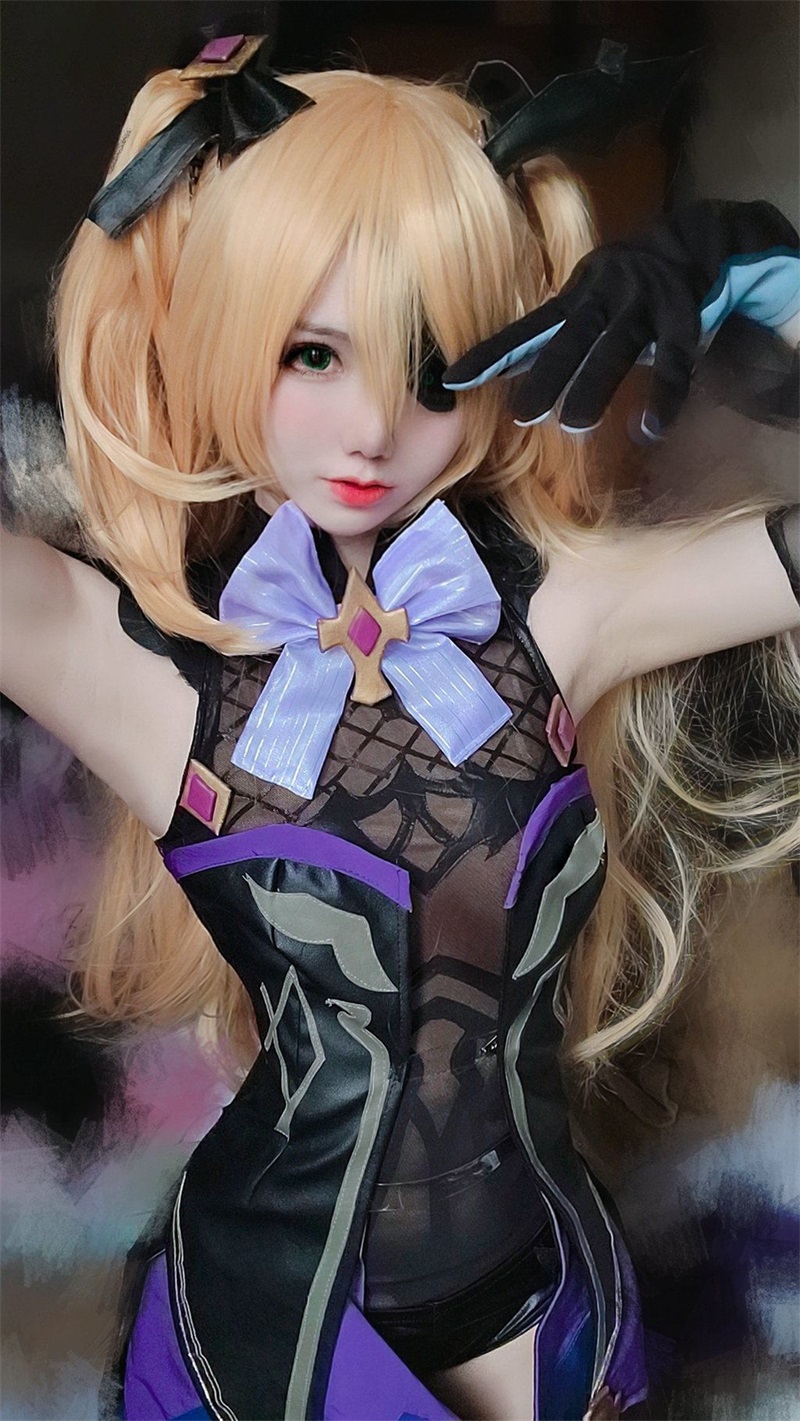 网紅Coser@Sally Dorasnow Fischl Selfie[15P/19MB] 网红Coser-第1张