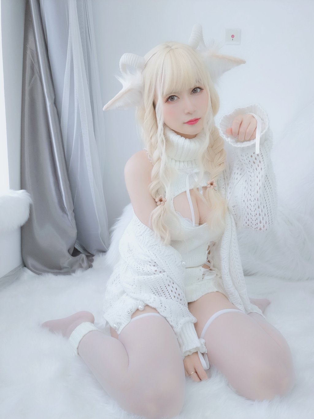 人气动漫Coser@白银81_ 小白羊 [133P9V775MB] 网红Coser-第3张