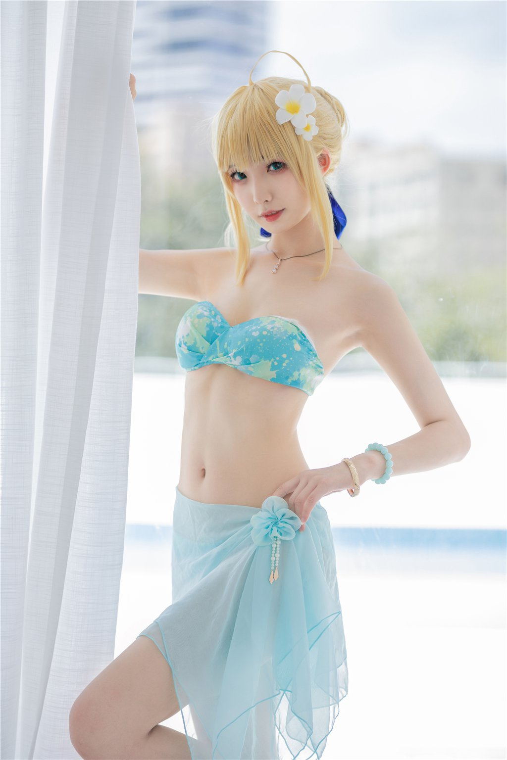 网紅Coser@封疆疆v 阿尔托莉雅·潘德拉贡 泳装 [40P/45MB] 网红Coser-第3张