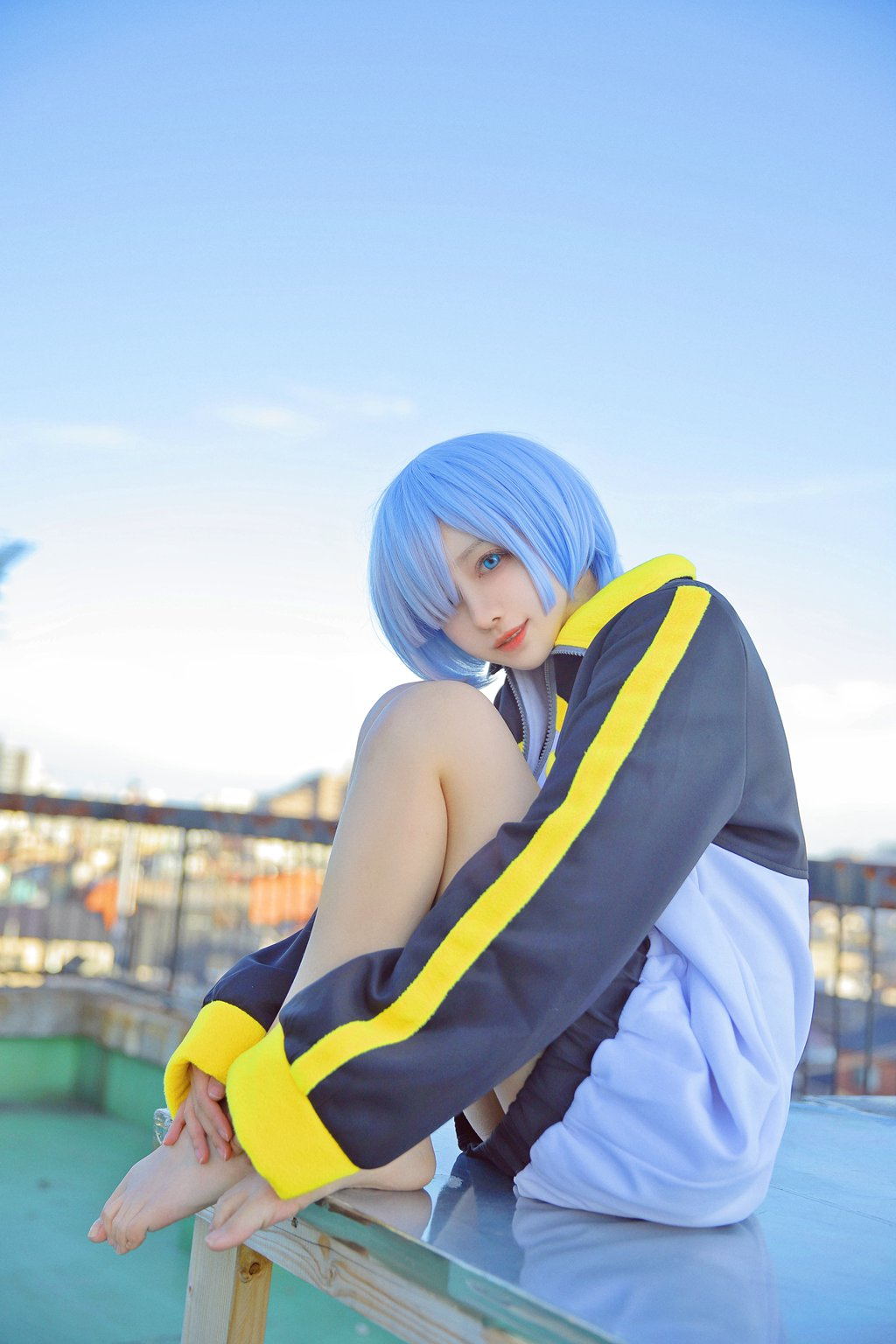 人气动漫Coser@Shika小鹿鹿 蕾姆天台[12P/35MB] 网红Coser-第1张