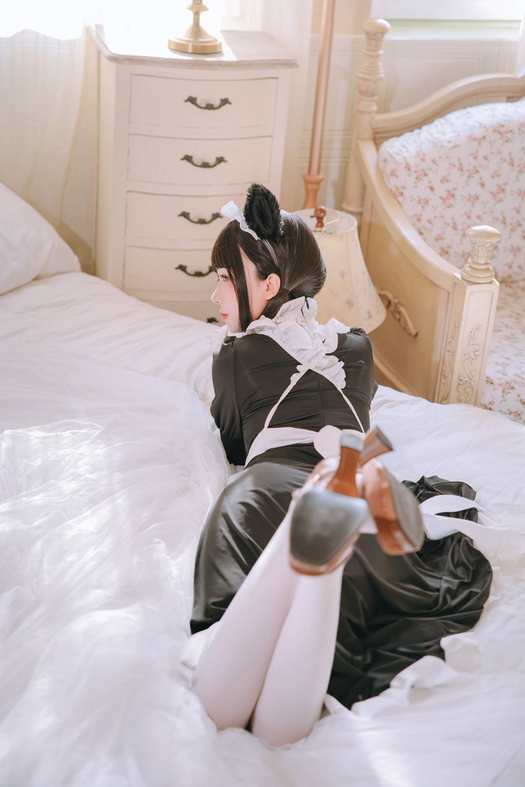 人气动漫博主@日奈娇 猫娘女仆 [133P/4V/1.18G] 网红Coser-第1张